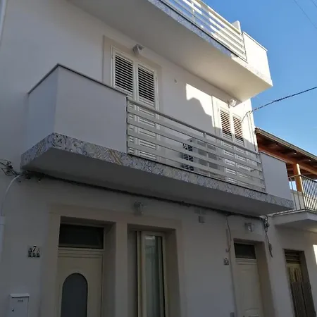 Casa Mama Marzamemi